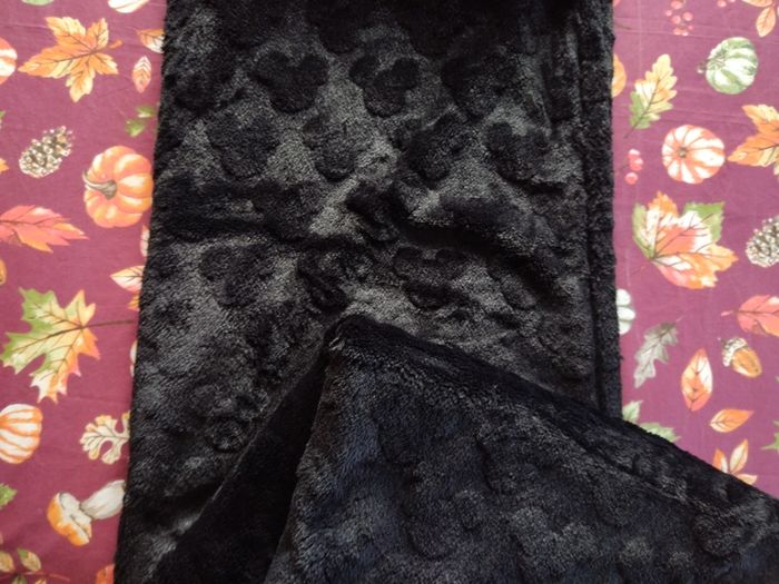 Disney Mickey Mouse Embossed Throw
