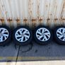 Genuine Volkswagen Tiguan 18" Alloy Wheels Image 3