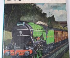 Vintage 1970s Ian Allan Book of Trains Hardback,  Flying Scotsman Cover