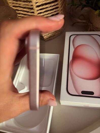iPhone 15 ( Pink ) 128 GB