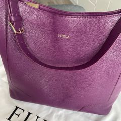 Fabulous Furla Leather Designer Bag in the Colour Aubergine