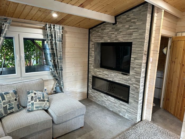 1 Bed Log Cabin