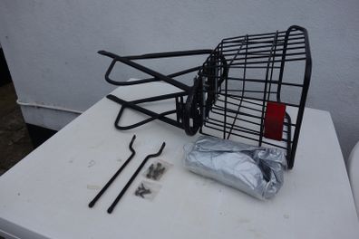 Bicycle carrier with basket
