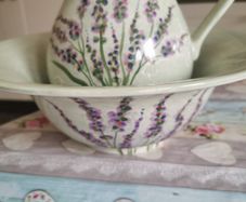 Jug and wash basin