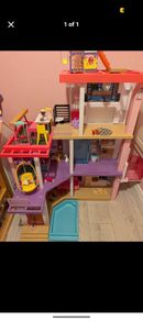 Barbie dreamhouse