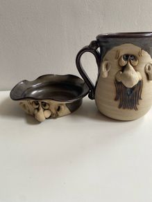 Vintage  Peter Petrie "Ugly man "vintage Muggs Pottery set