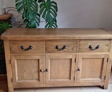 sideboard