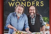The Hairy Bikers/ Over 100 One Pot Wonders/ 2019
