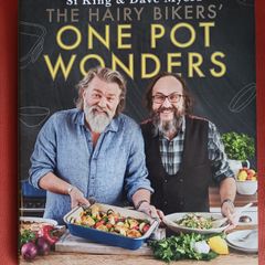 The Hairy Bikers/ Over 100 One Pot Wonders/ 2019