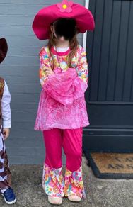 Flower power costume Age 6