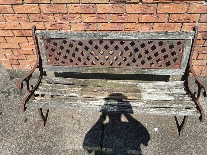Garden bench for free