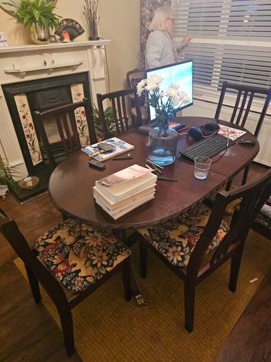 table and chairs