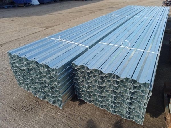 Sheeting/Cladding/Purlins