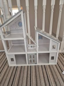 Aldi Little Town dolls house