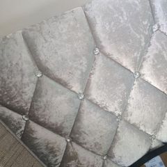 Crushed velvet small double bed