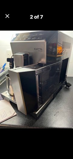 De'Longhi Eletta Plus fully automatic bean-to-cup coffee machine. Lucan 22