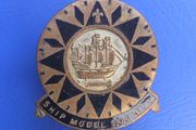 SHIP MODEL SOCIETY - a vintage membership badge (1950s). Scarce.