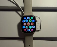 Apple Watch Series 7 45mm Excellent Condition