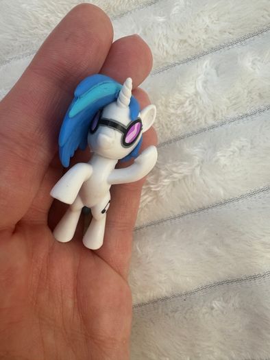 My Little Pony Friendship Is Magic DJ Pon - 3 Damaged Opened Box Please see pictures