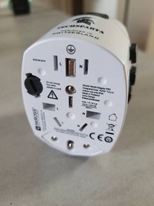 Skross World Adaptor Pro