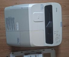 Epson Short Throw projector EB-450wi