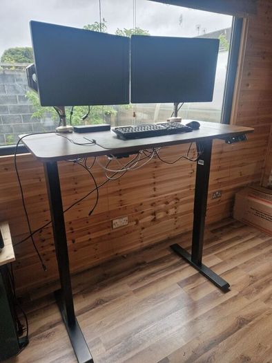Standing Desk Electrical with dell 24inch monitors and USB c dock