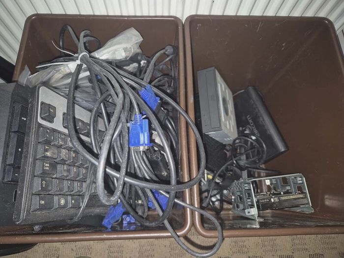 Desktop PC Bundle  4 PCs, 6 Monitors , Accessories (All Working)
