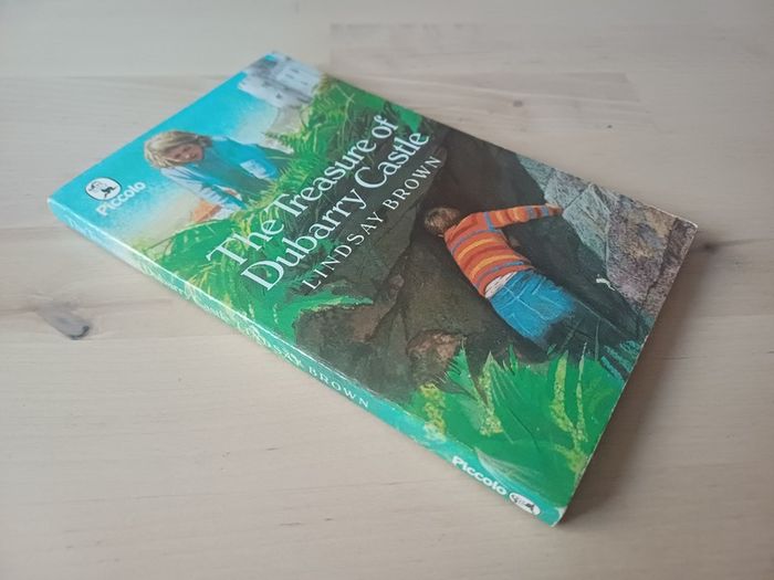 Classic Children's Illustrated Vintage Book Collection x 9