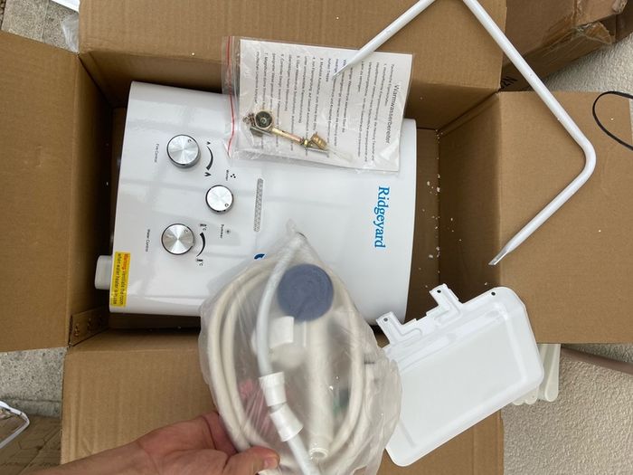 6L new LPG Propane Gas Hot Water Heater Butane Gas Tankless Instant Water heater Boiler with Shower Kit