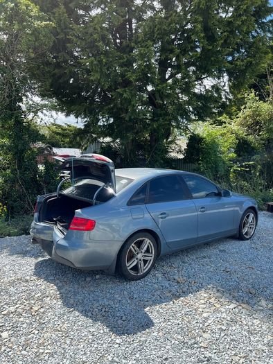 Breaking audi a4 b8 2.0tdi 2010 cagb llm lx5x