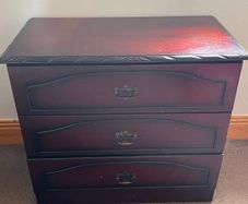 hardwood chest of drawers