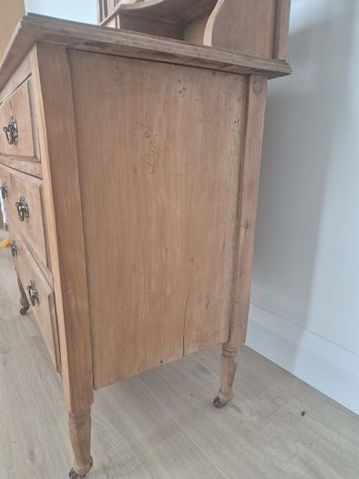 Vintage style dressing table
