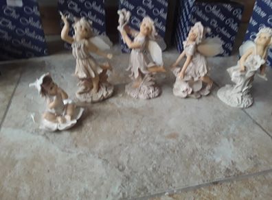 figurines