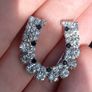 Vintage jewelry is sold individually for 5 to 10 euros Image 8