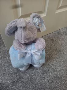 Elephant and blanket set