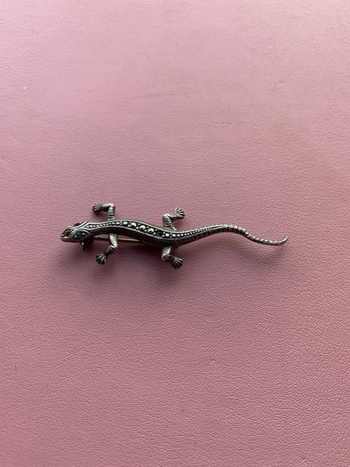 Gecko Brooch