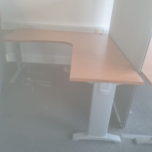 managers corner office desks