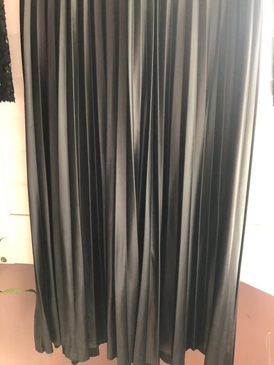 Zara Black Lace & Pleated Midi Dress - Size 8