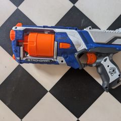 Nerf N-Strike Elite Strongarm