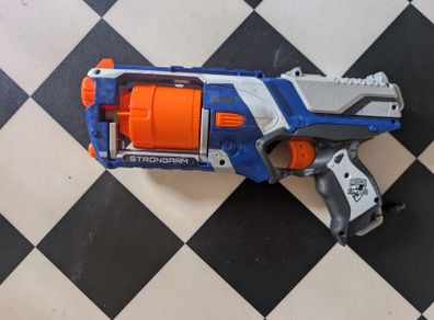Nerf N-Strike Elite Strongarm