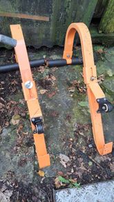 2Pcs Ladder Roof Hook with Wheel Steel Ladder Stabilizer Holder 500 lbs Bearing