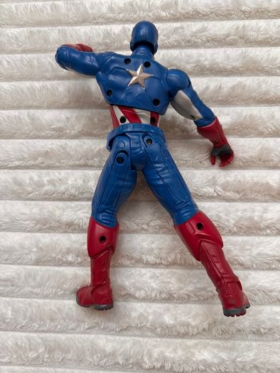 Marvel Captain America 2012 Action Figure approx. 25 cm. Twist Used Please see photos