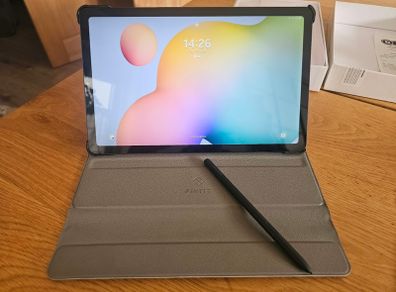 Samsung Tab S6 Lite 64GB comes with a Fintie Bluetooth Keyboard Case + S Pen + Box