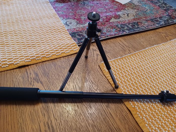 camera tripod