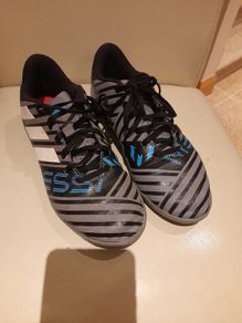 Adidas astroturf Nemez-z Messi Size 4