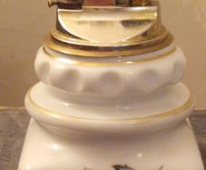 Vintage 1940s Mid-Century Floral Porcelain Table Lighter - Excellent Condition