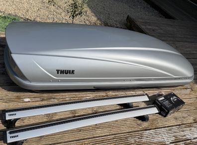 Thule Roofbox (460litre capacity), bars, keys - complete system