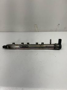 2011 Bmw 5 Series F10 Fuel Common Injection Rail With 2 Sensors 780912804 A2l4b77s
