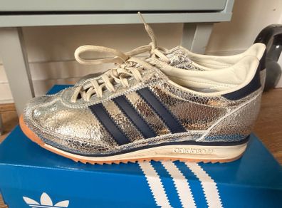 Addidas