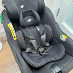 Joie steadi R129 Car Seat - Birth to 4 years - Rear and forward facing.